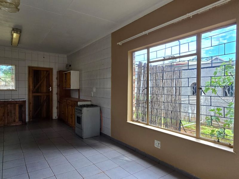 Great Opportunity for First-Time Buyers or Investors! - Photo 5