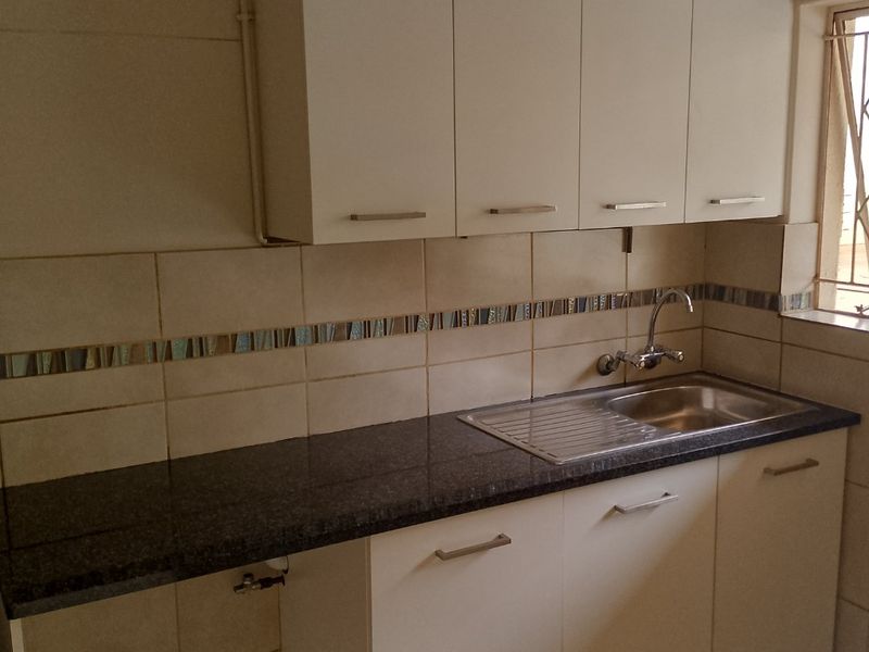 Prime Location in Kensington B, Randburg - Photo 3