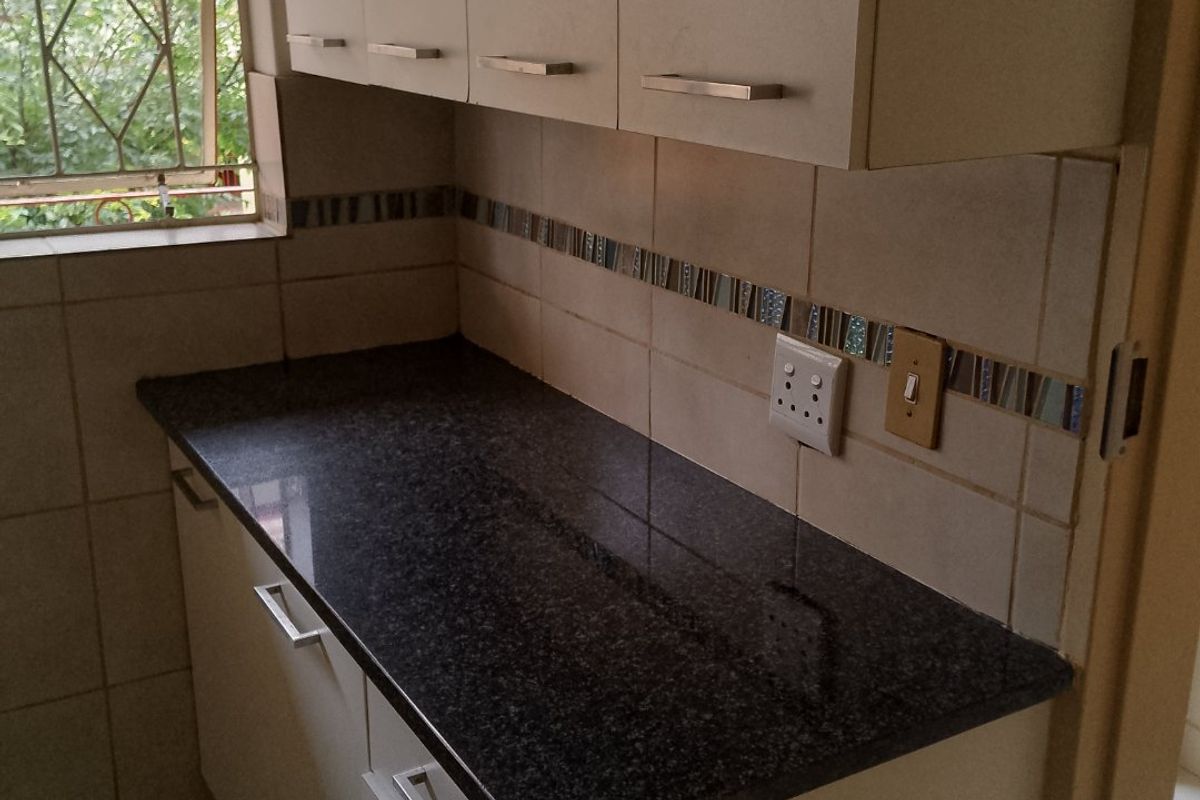 Prime Location in Kensington B, Randburg - Photo 4