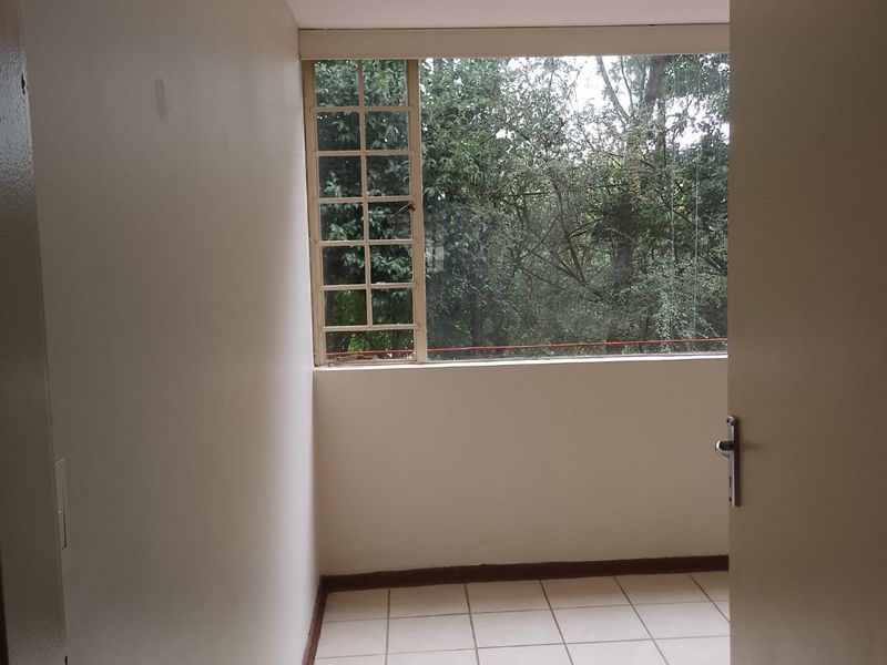 Prime Location in Kensington B, Randburg - Photo 9