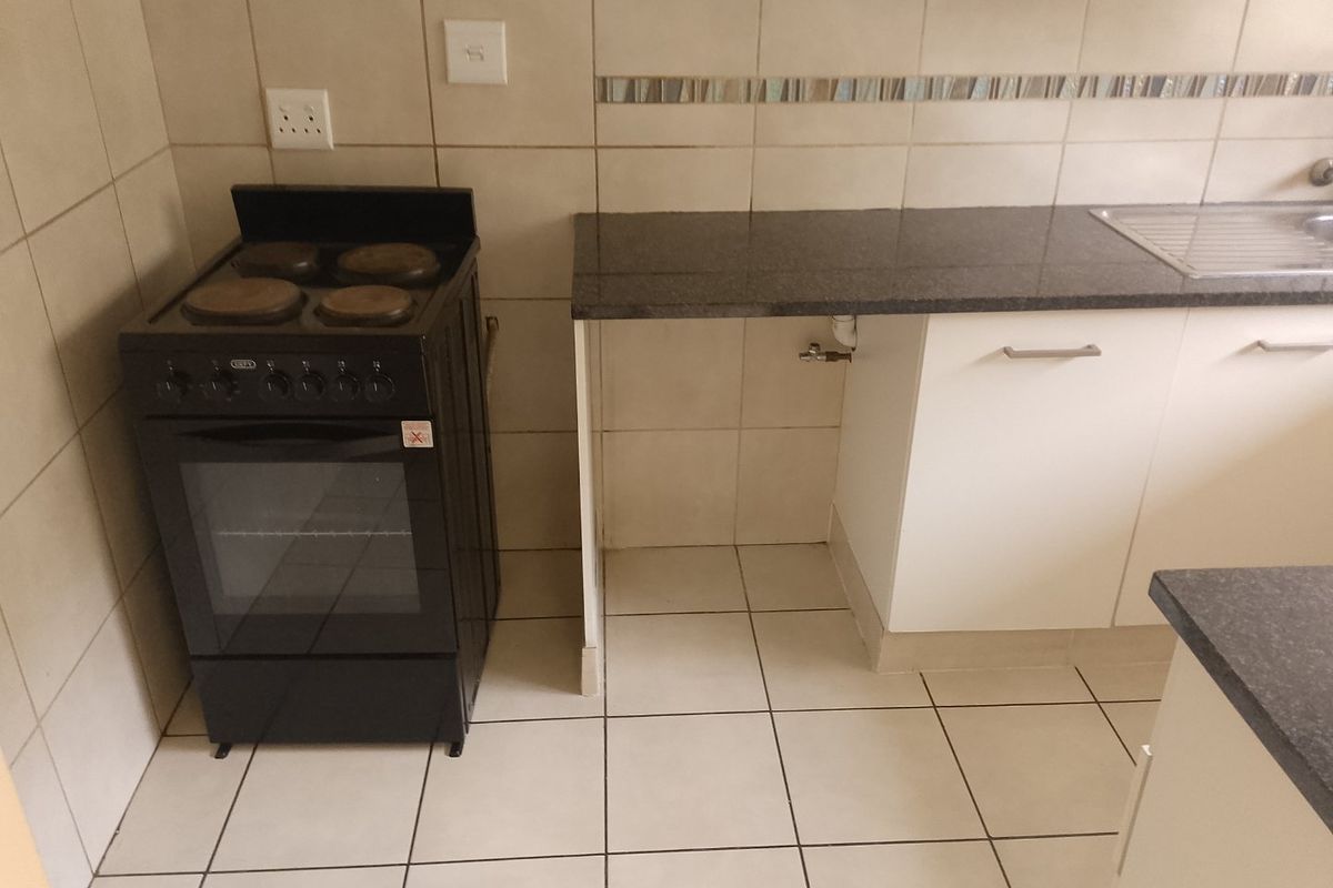 Prime Location in Kensington B, Randburg - Photo 2