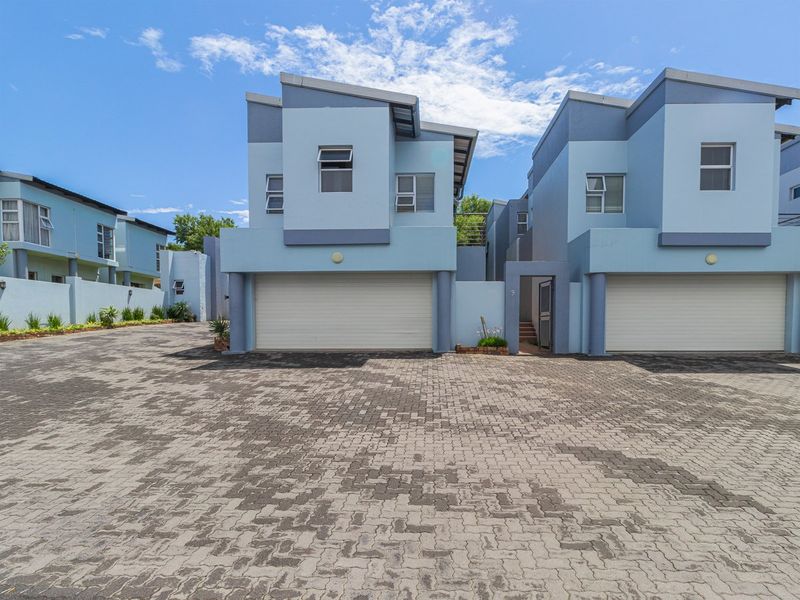 Premium Living in Ferndale:  :  The Price has been slashed!!! - Photo 3