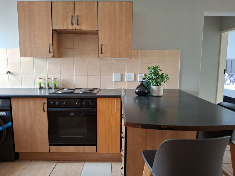 2 bedroom Lock-Up and Go in Albemarle for R545 000 - Photo 6