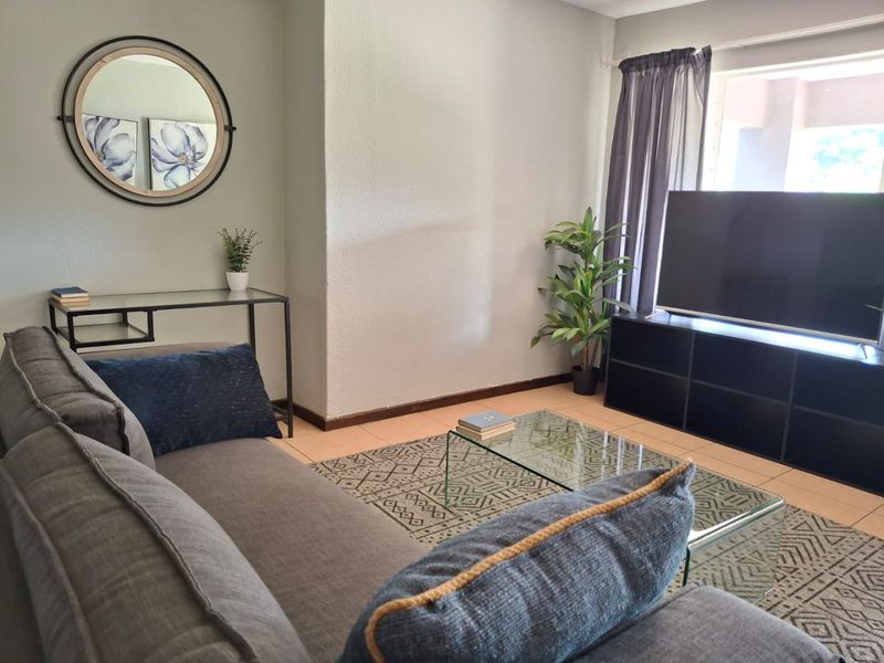 SPACIOUS 2 BEDROOM APARTMENTS AT ABOUT 90m2 FOR SALE R497 000 - Primrose Germiston - Photo 9