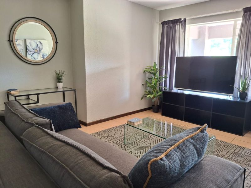 SPACIOUS 2 BEDROOM APARTMENTS AT ABOUT 90m2 FOR SALE R497 000 - Primrose Germiston - Photo 8