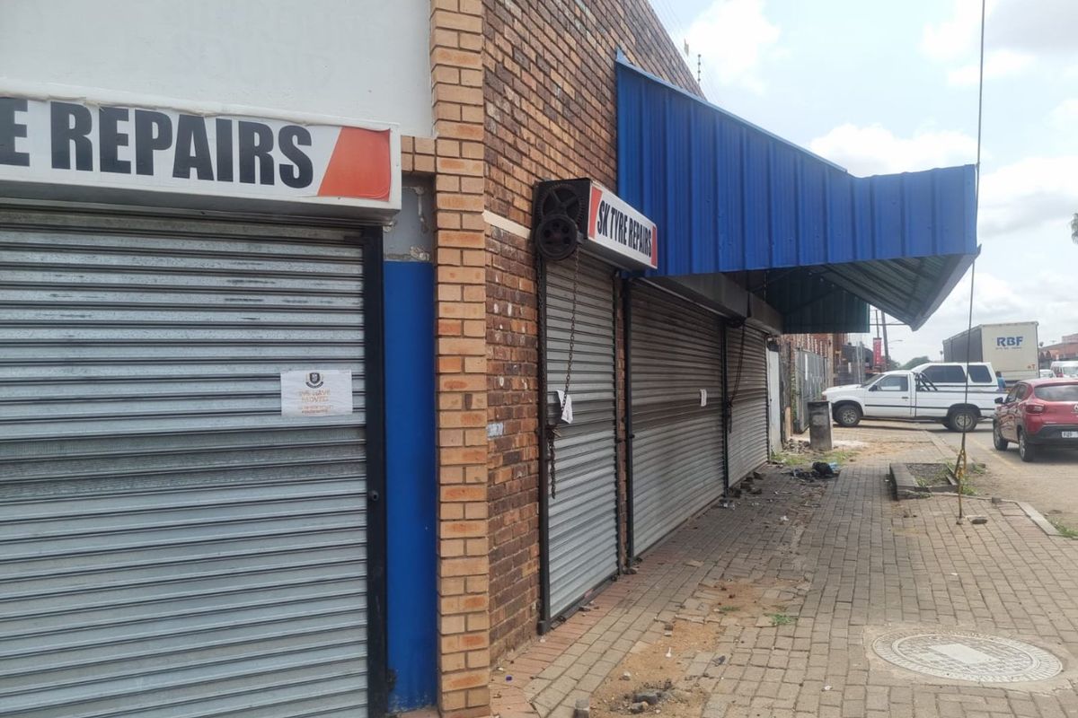 PRIME COMMERCIAL PROPERTY TO LET!!! - Photo 2