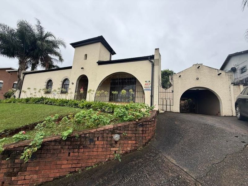 Solid Home with Strong Bones in a Sought after Family Neighborhood with endless potential!!! - Photo 2