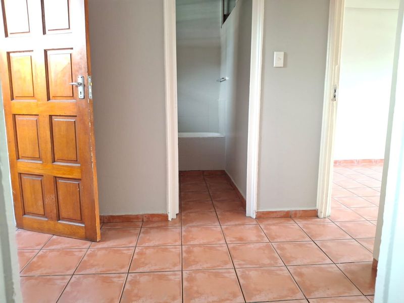 1 Bedroom apartments - Small Price, Big Convenience from R395 000 - Photo 4