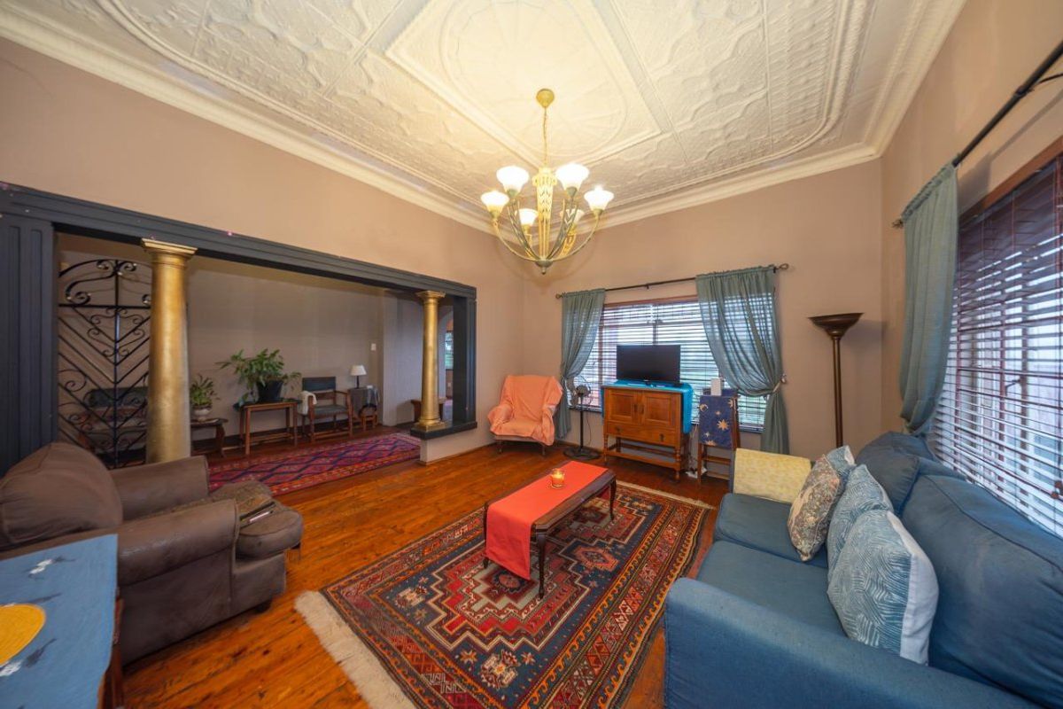 Charming 3-Bedroom Home with Cottage & Solar Potential! - Photo 3