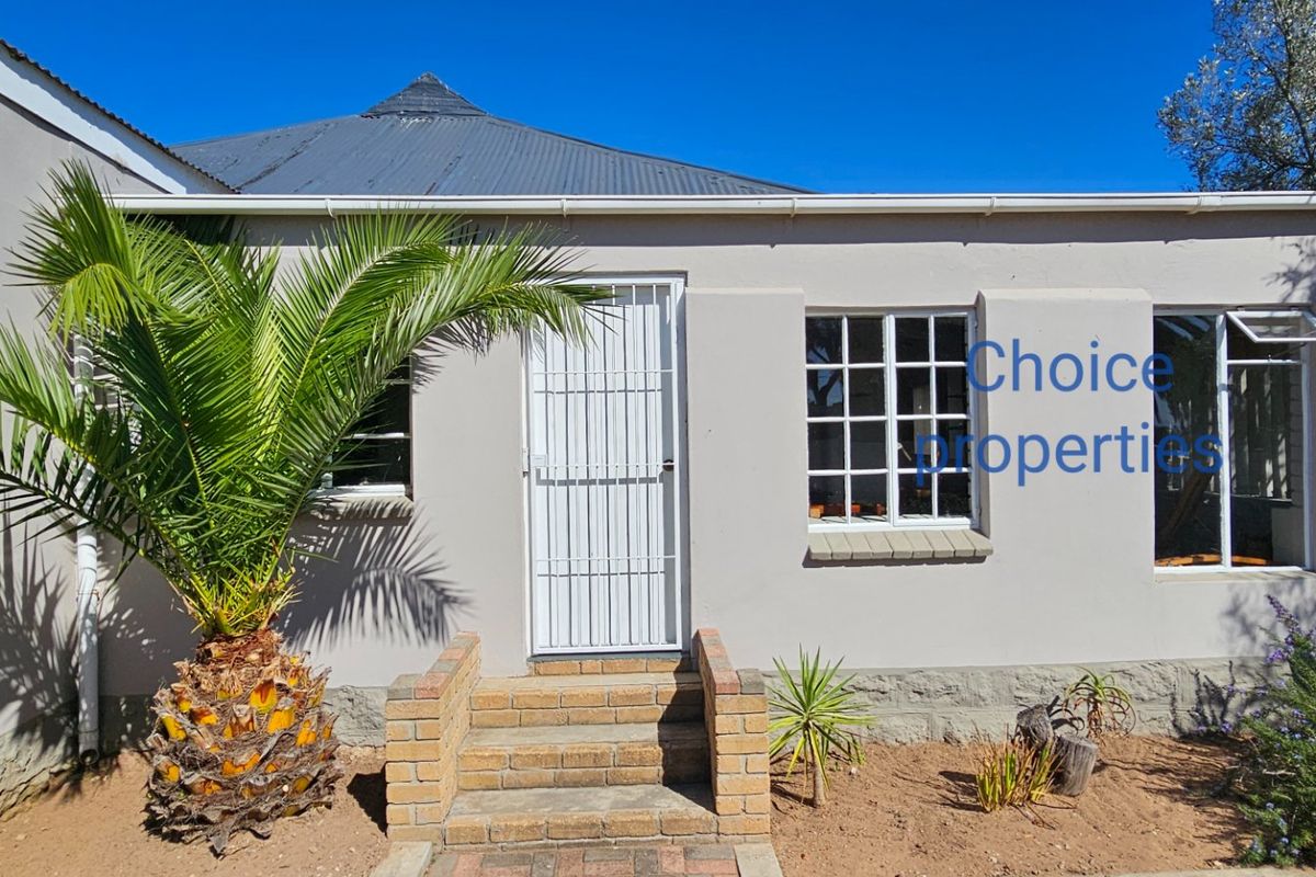 Well looked after Home - Photo 2