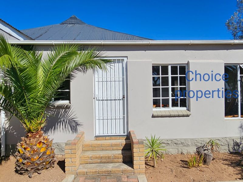 Well looked after Home - Photo 2