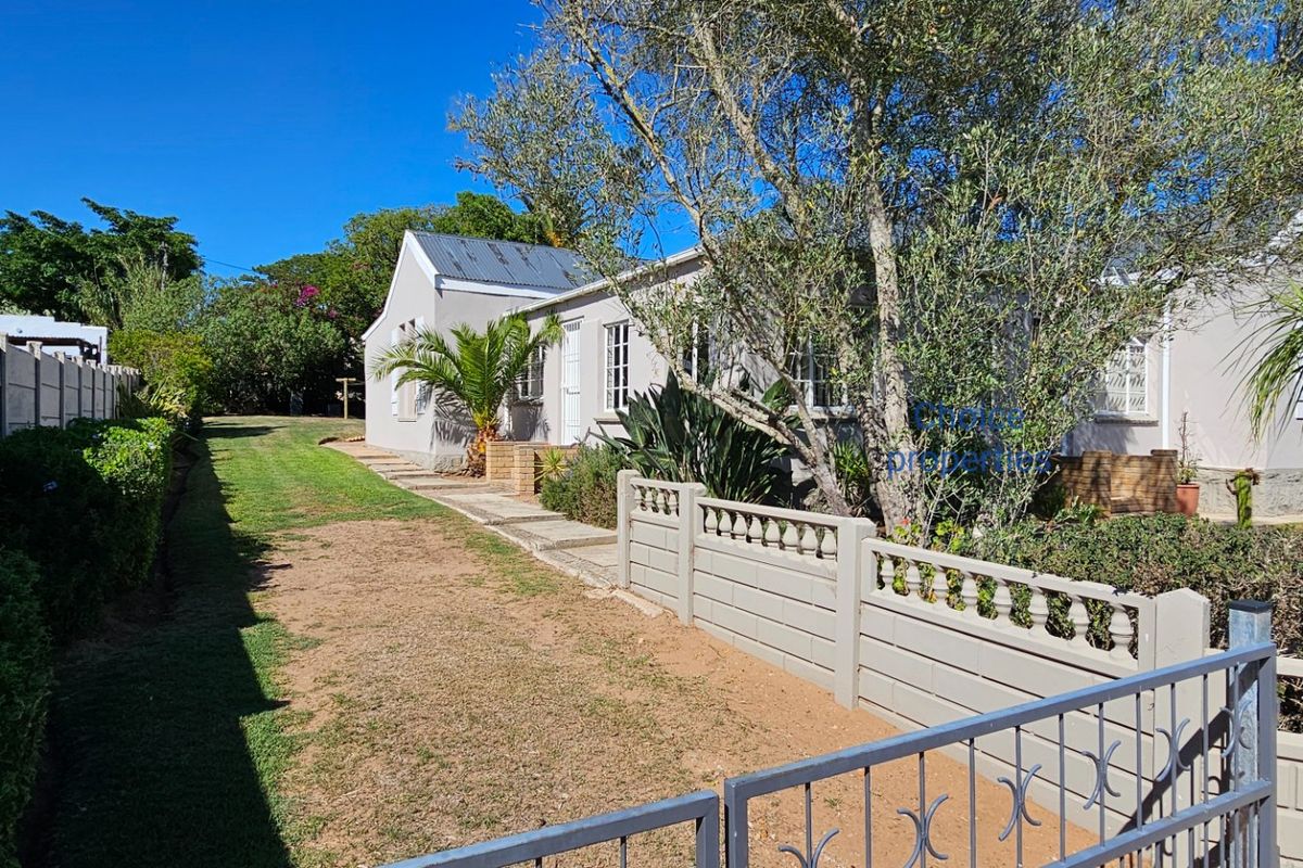 Well looked after Home - Photo 3