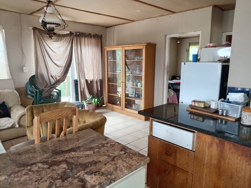 Wittedrift Village Home Set on the Hill - Photo 6