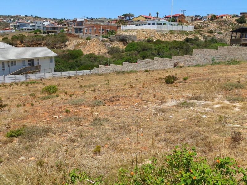 Ideally located vacant land with sea views - Photo 5
