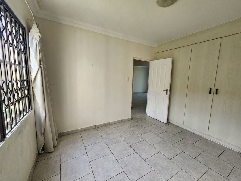 Lovely Ground Floor apartment with private garden - Photo 10