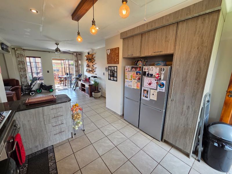 Secure Complex Living With Private Garden - Photo 4