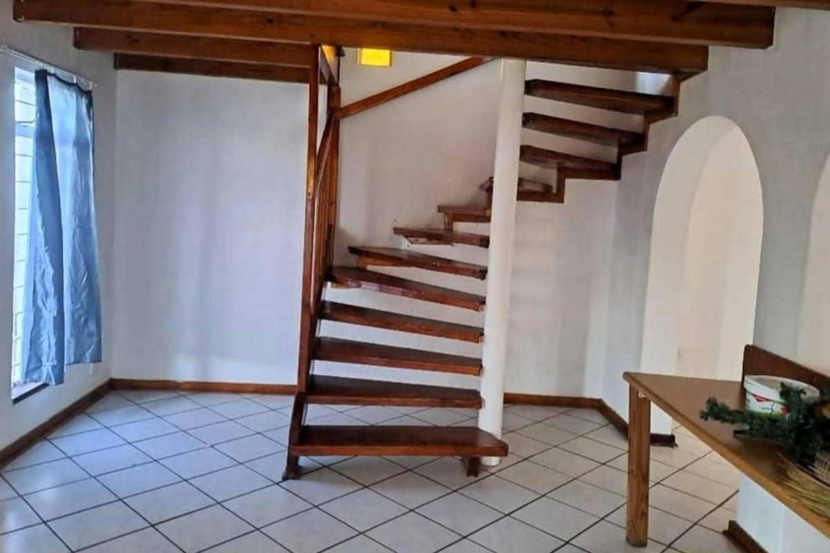 Elegant Family Home with Pool - Photo 4