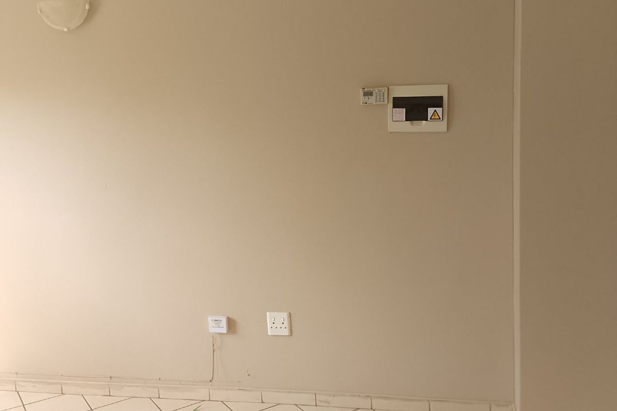 Affordable Secure Living in the Heart of Protea Glen - Photo 5