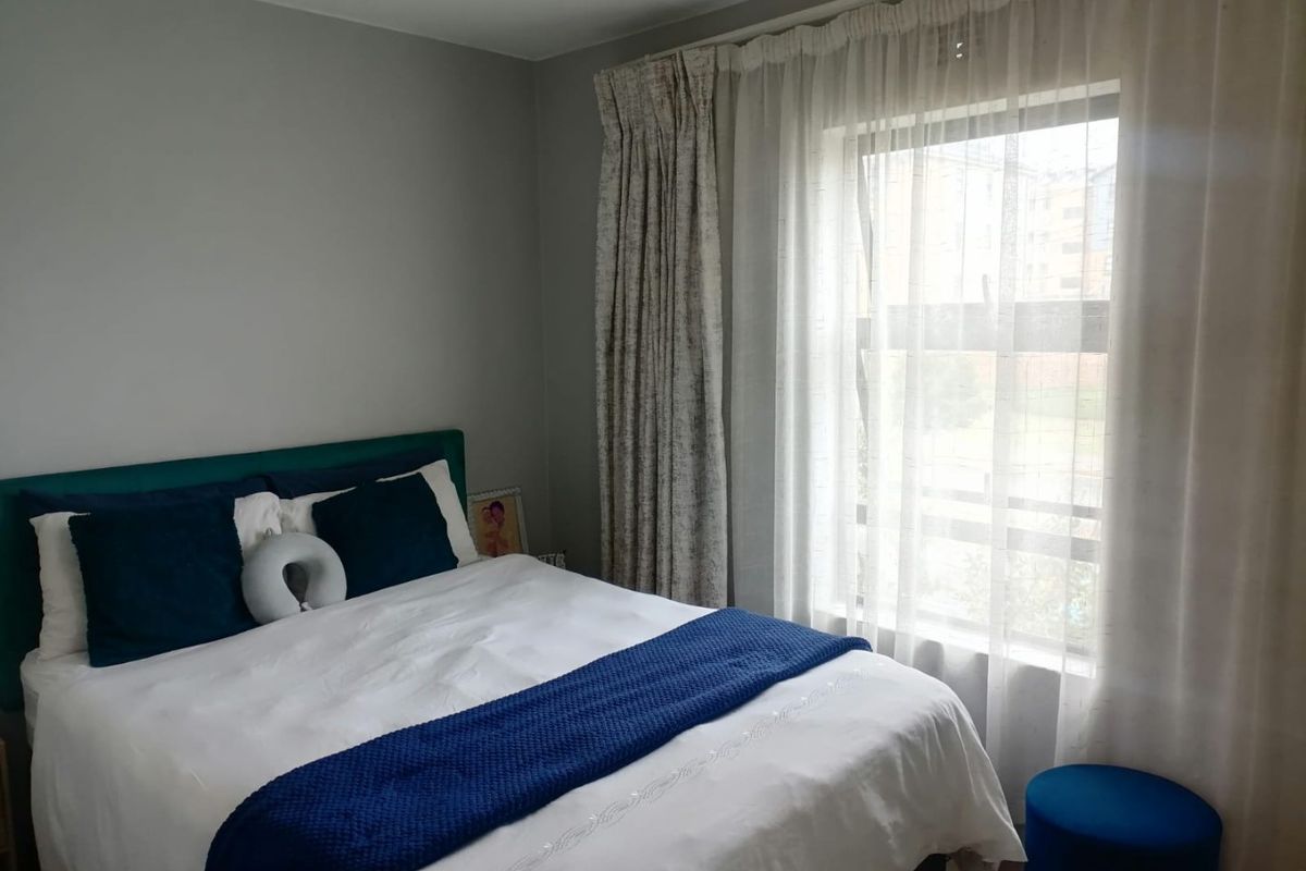 2 Bedroom Apartment for Sale – Sparrows @ Riverside, Riverside View  - Photo 5