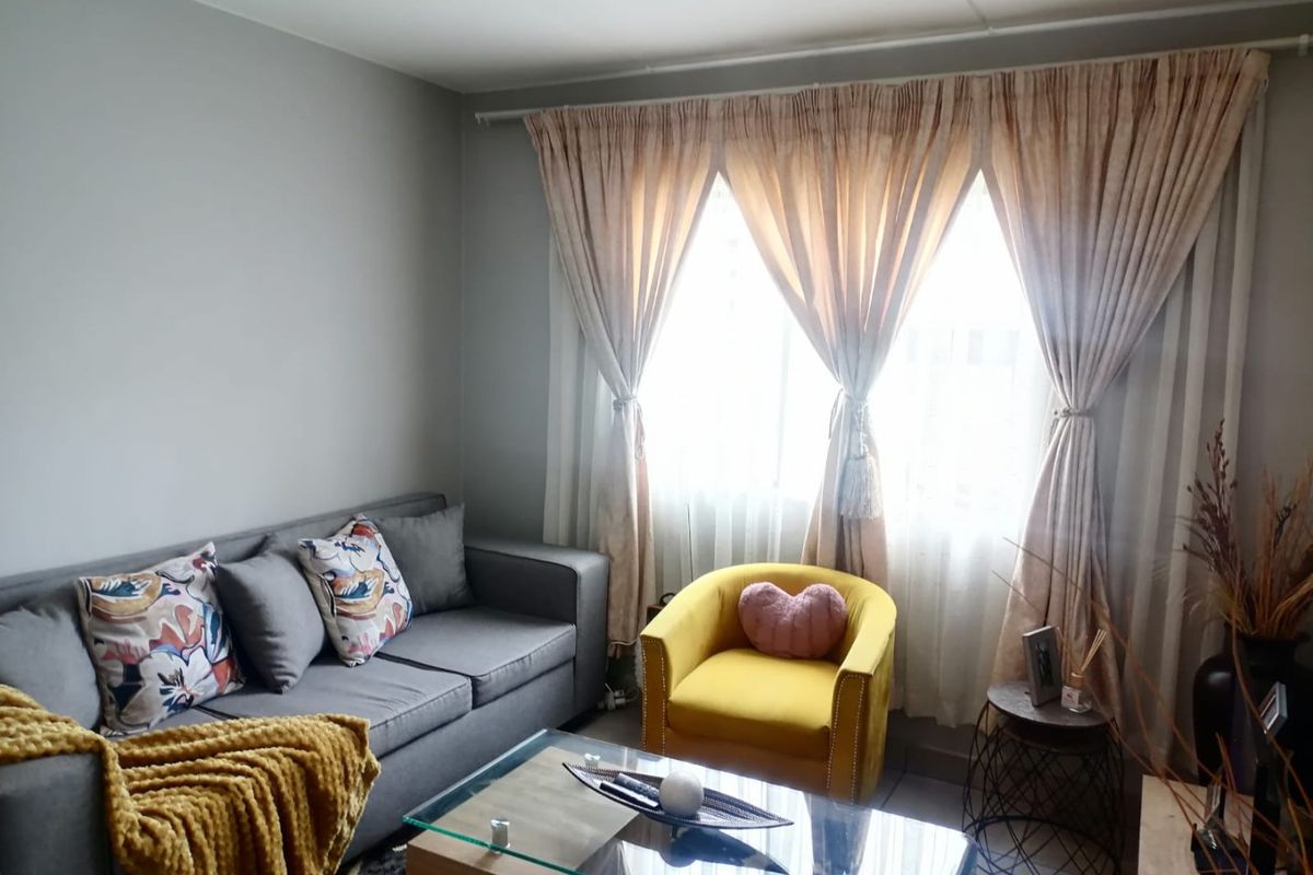2 Bedroom Apartment for Sale – Sparrows @ Riverside, Riverside View  - Photo 2