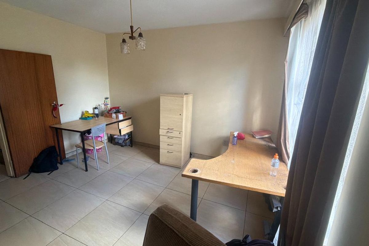 3 Bedroom Townhouse for sale in Stilfontein - Photo 5