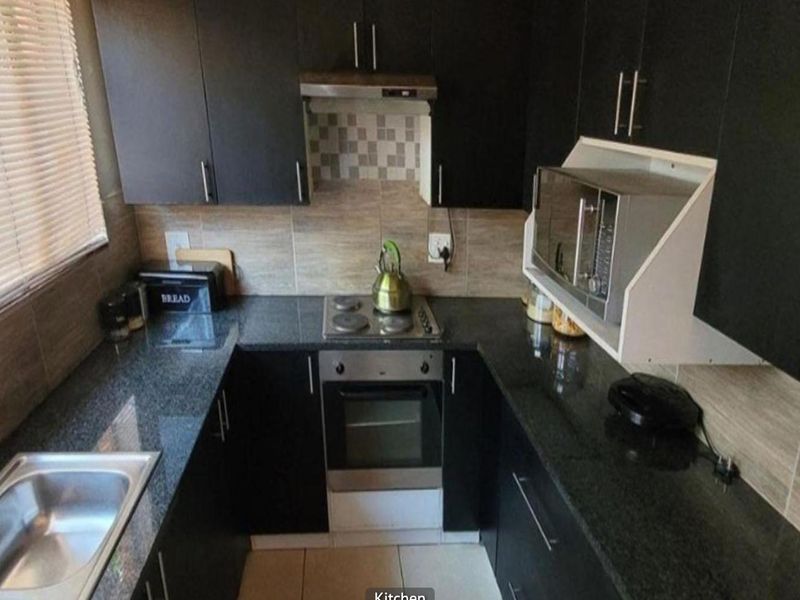 2 Bed House for Sale in Birch acres - Photo 2