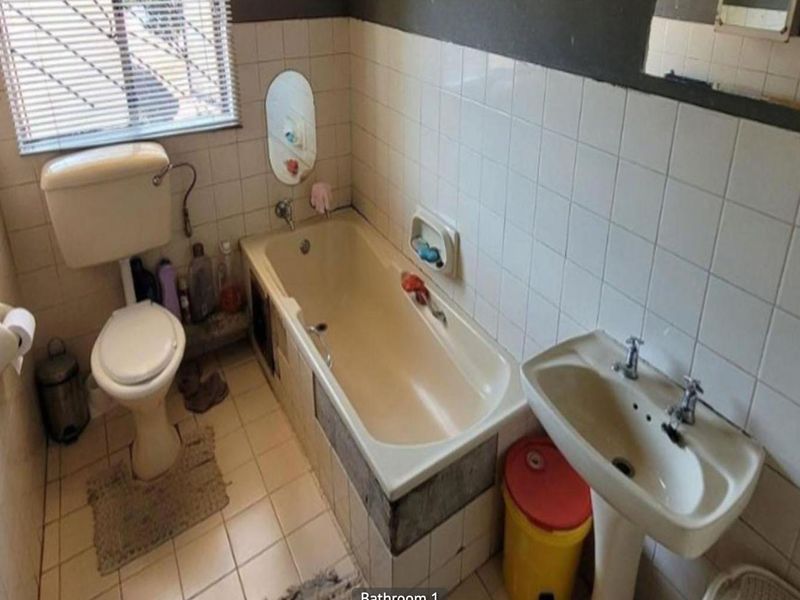 2 Bed House for Sale in Birch acres - Photo 7