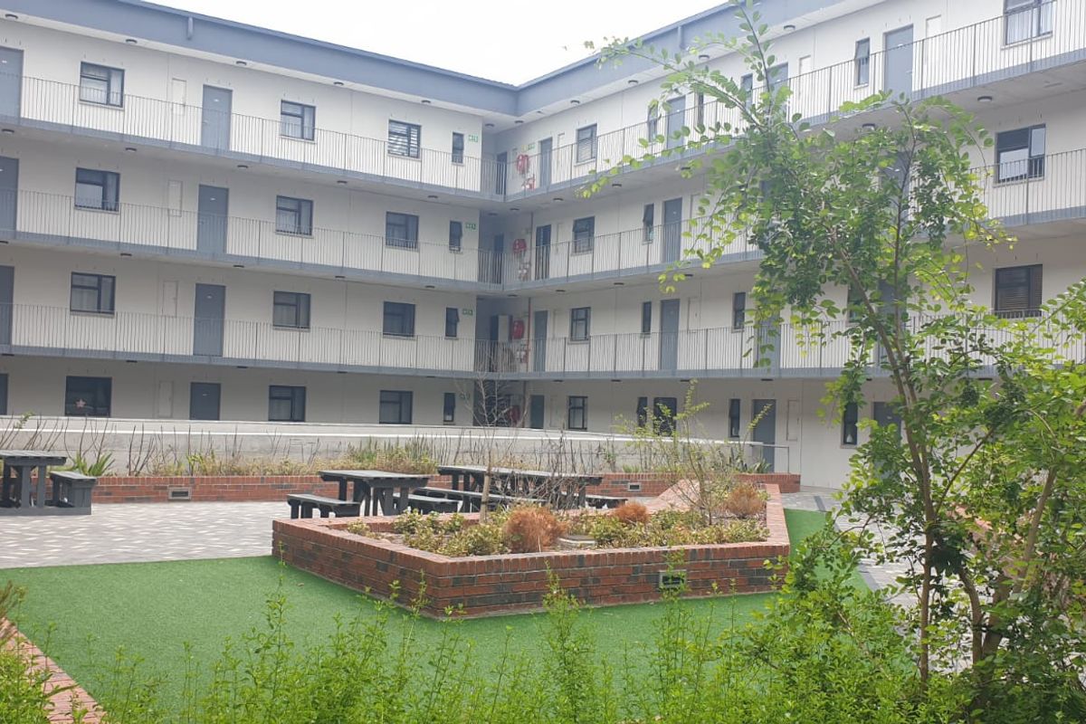 Modern 2-Bedroom Apartment in New Development with Upmarket Finishes - Photo 2