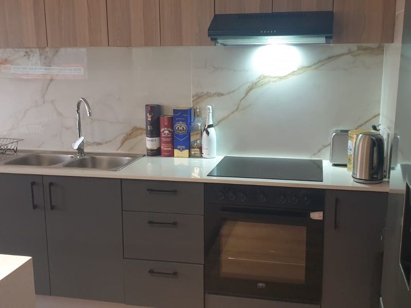 Modern 2-Bedroom Apartment in New Development with Upmarket Finishes - Photo 10