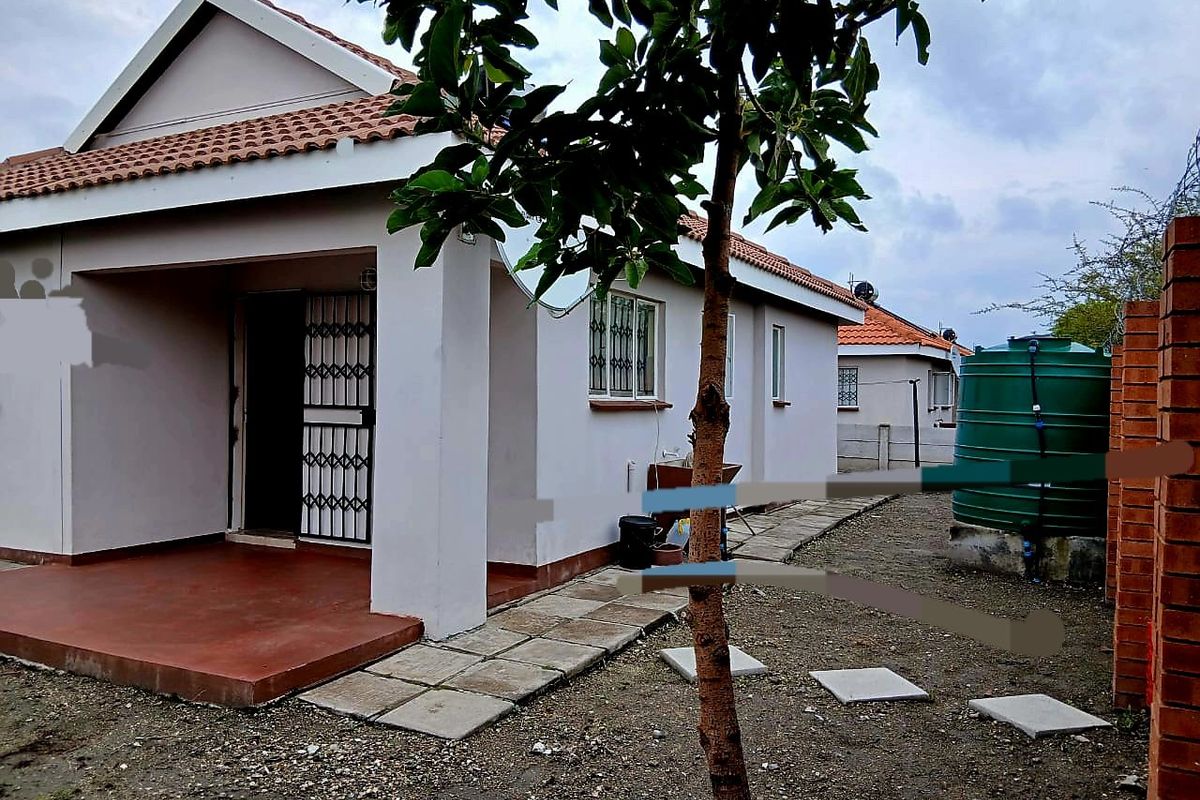 3 Bedroom House with Carport & Water tank for Sale in Freedom Park-Platinum village  - Photo 2