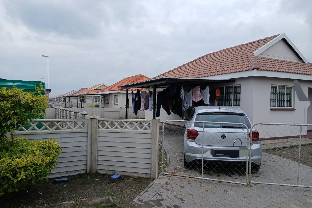 3 Bedroom House with Carport & Water tank for Sale in Freedom Park-Platinum village  - Photo 5