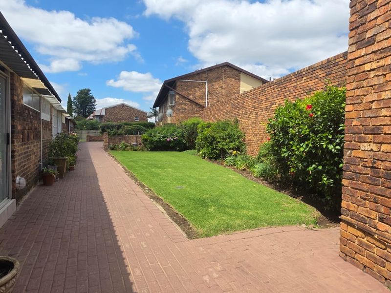 Charming 2 bed Townhouse in Dayanglen - Photo 4