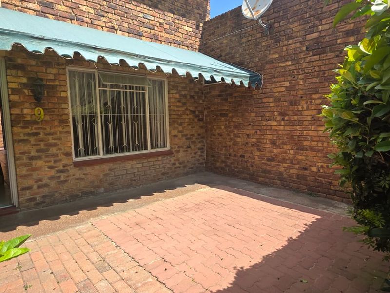 Charming 2 bed Townhouse in Dayanglen - Photo 1