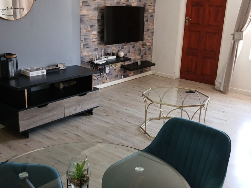 2 Bed Apartment in Clarendon for Sale - Photo 6