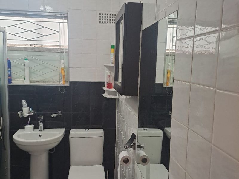 2 Bedroom house for Sale in Portlands  - Photo 10