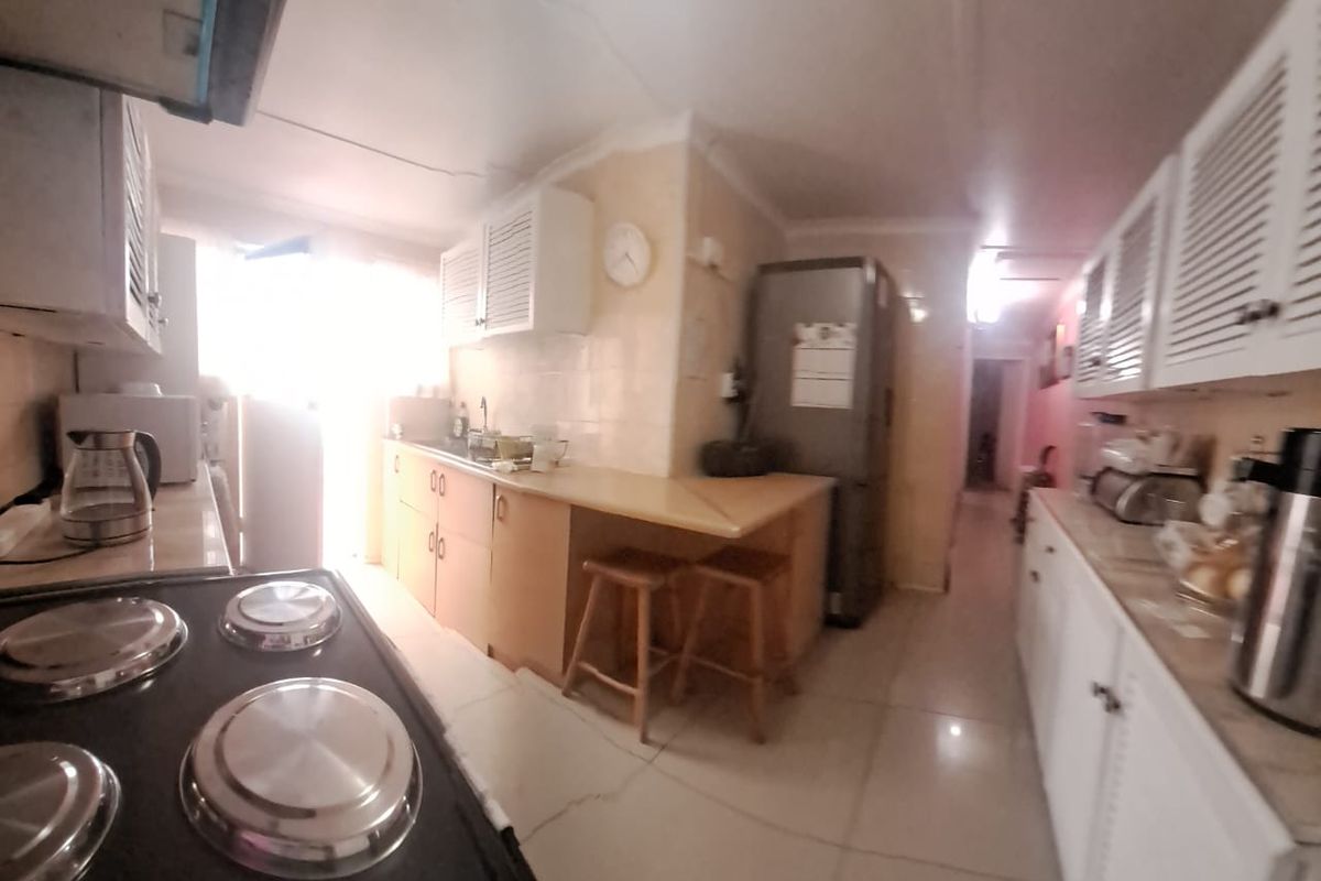 2 Bedroom house for Sale in Portlands  - Photo 5