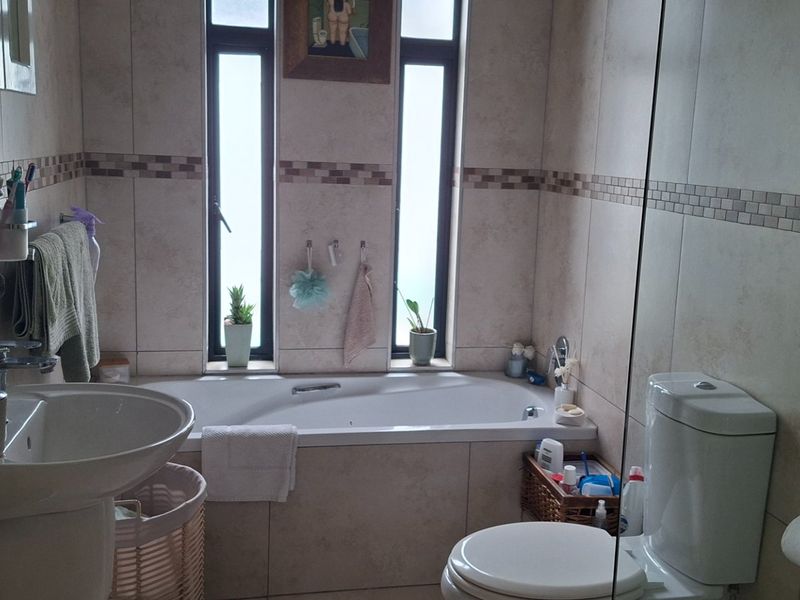 Luxury Lifestyle Living at Its Best - Photo 10