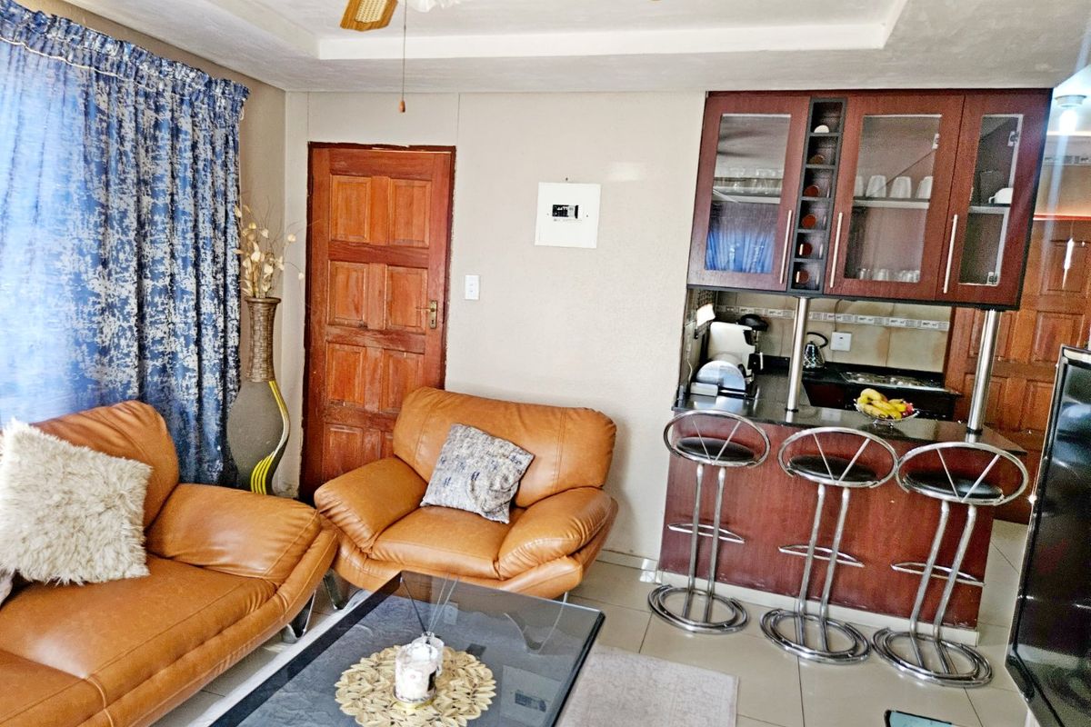 Stunning 3-Bedroom Family Home – A Beautiful Home for the Whole Family - Photo 4