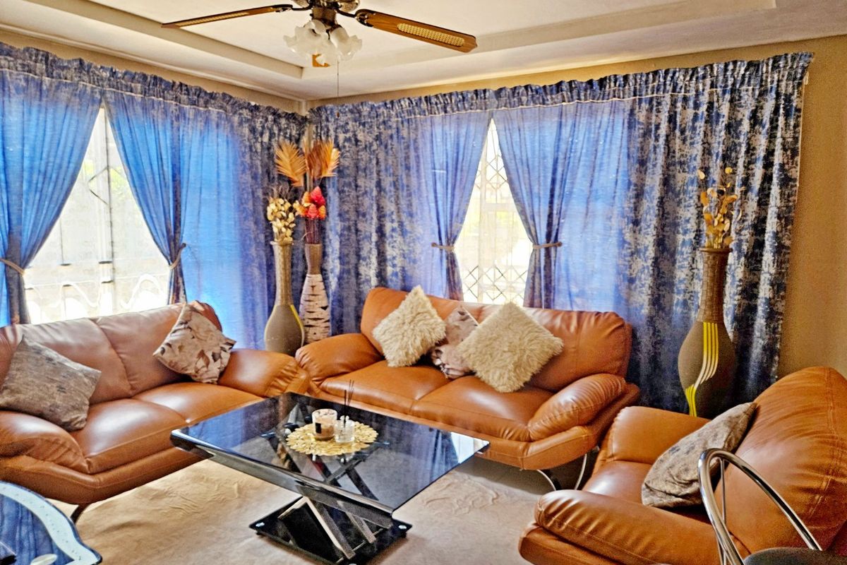 Stunning 3-Bedroom Family Home – A Beautiful Home for the Whole Family - Photo 2