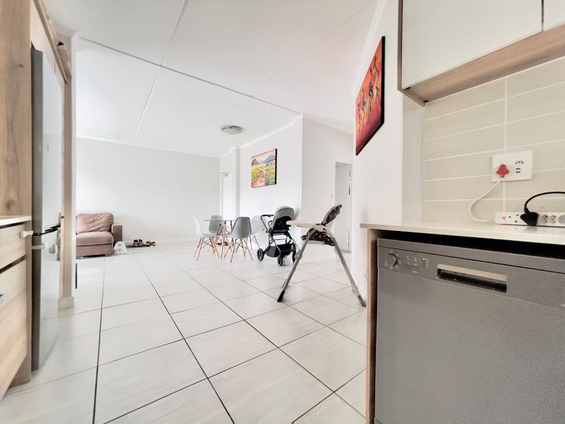 3 Bedroom 2 Bathroom Ground Floor For Rent - Photo 4