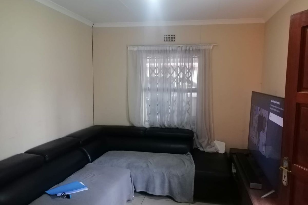 Beautiful Stand-Alone House for Rent – Riverside View - Photo 3