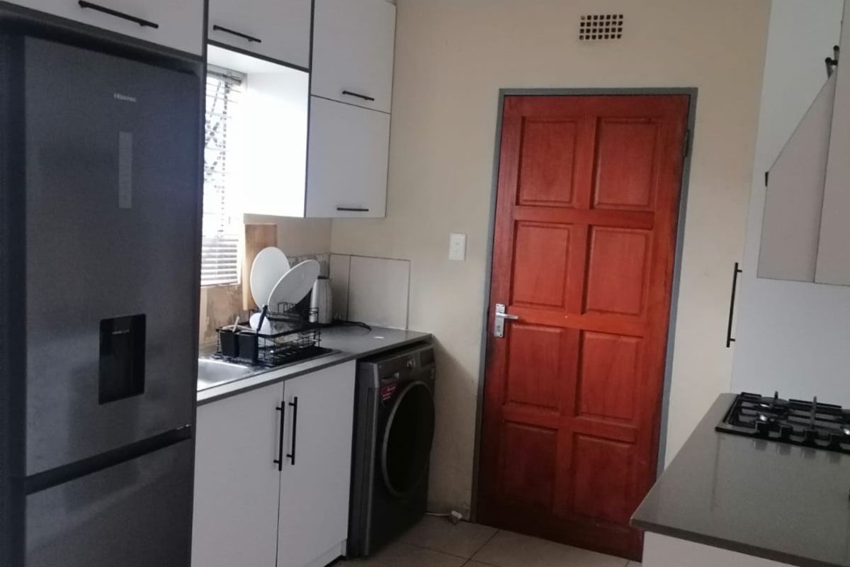 Beautiful Stand-Alone House for Rent – Riverside View - Photo 5