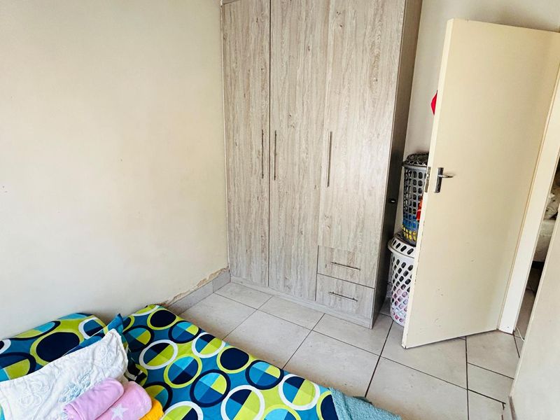 Refined family home for sale - Photo 7