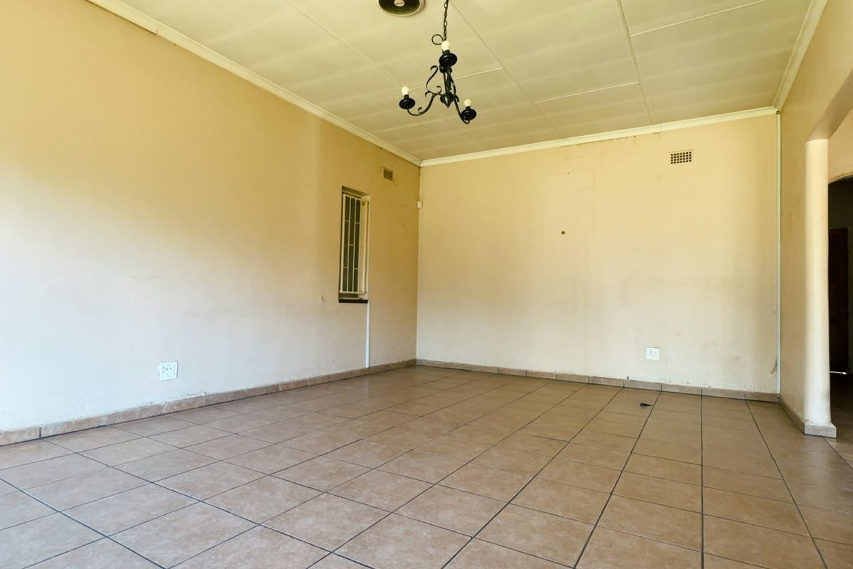 Versatile property in Three Rivers - Photo 3