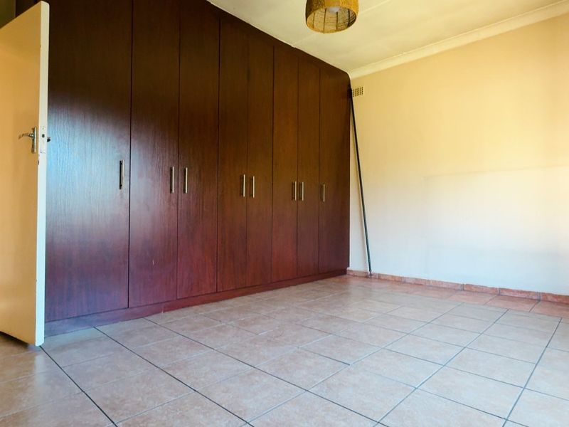 Versatile property in Three Rivers - Photo 6