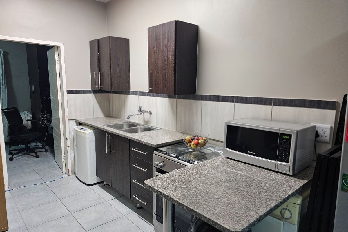 Beautiful neat Ground Floor 1 Bedroom apartment TerraNova offers: - Photo 3