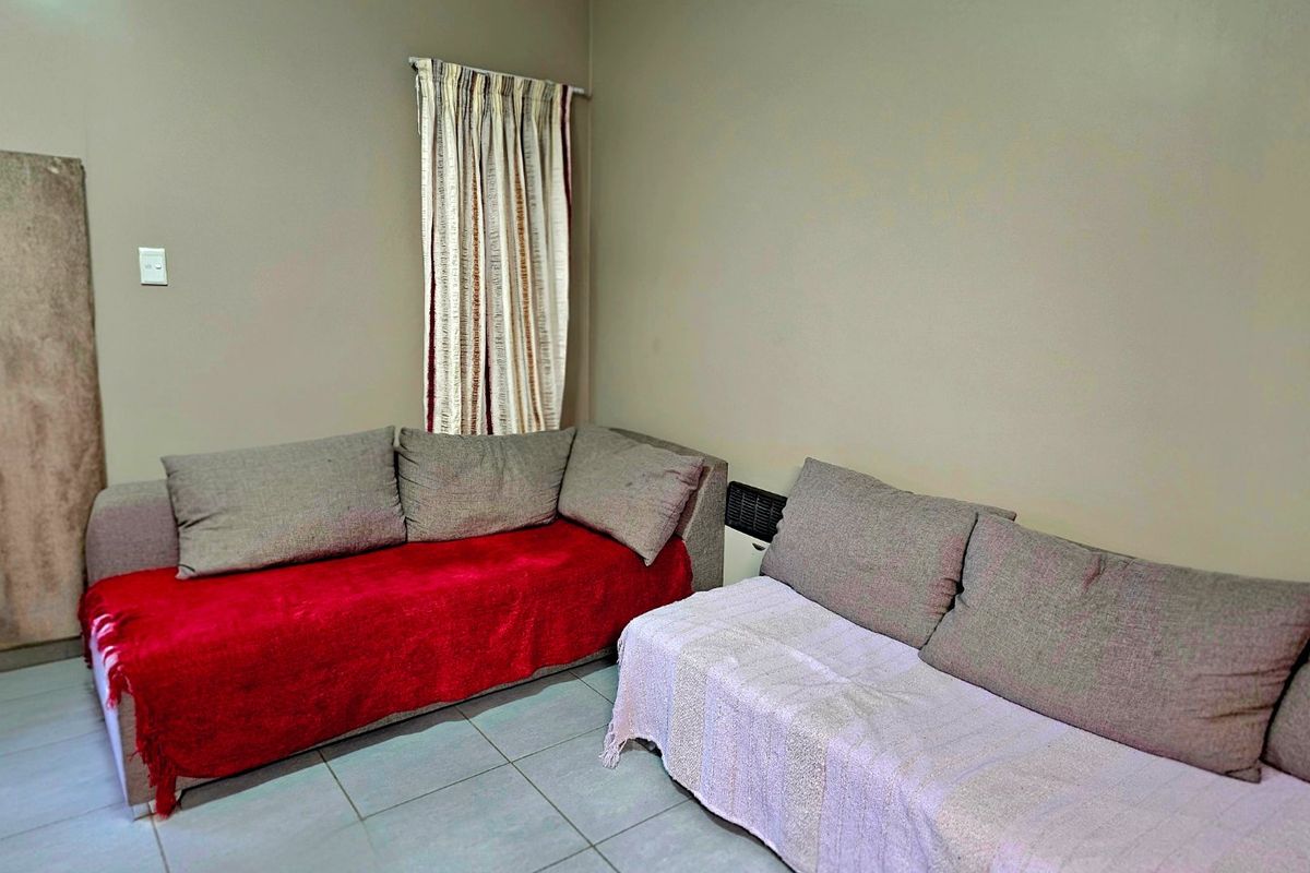Beautiful neat Ground Floor 1 Bedroom apartment TerraNova offers: - Photo 2