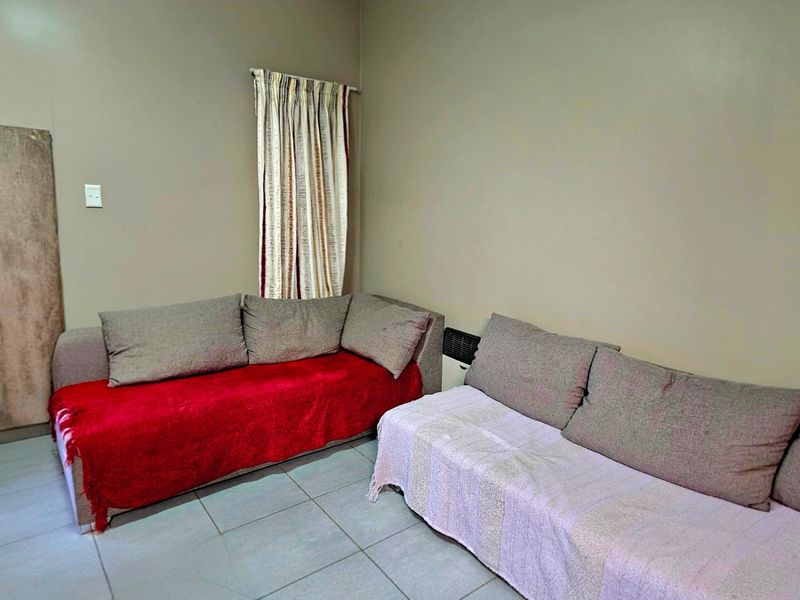 Beautiful neat Ground Floor 1 Bedroom apartment TerraNova offers: - Photo 2