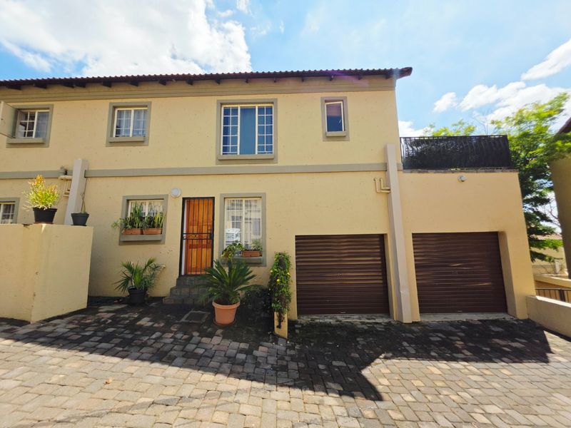 3 Bedroom Townhouse For Sale in La Montagne - Photo 4