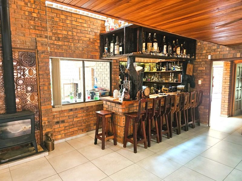 Spacious Modern Family Home Trichardt! - Photo 8